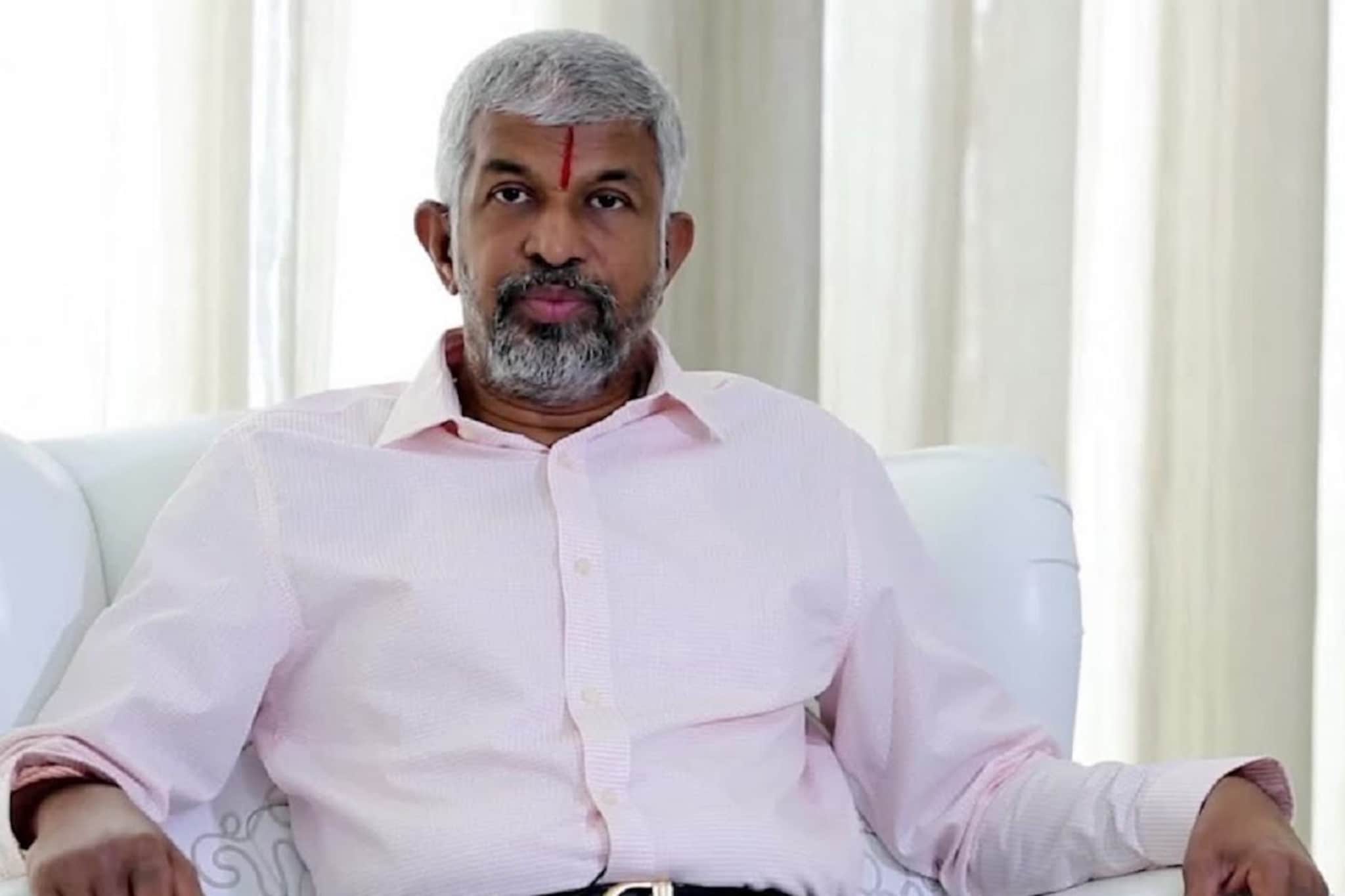 छोट्या शेतकरी कुटुंबात जन्म; आज आहेत 4000 कोटींची उलाढाल असलेल्या कंपनीचे मालक