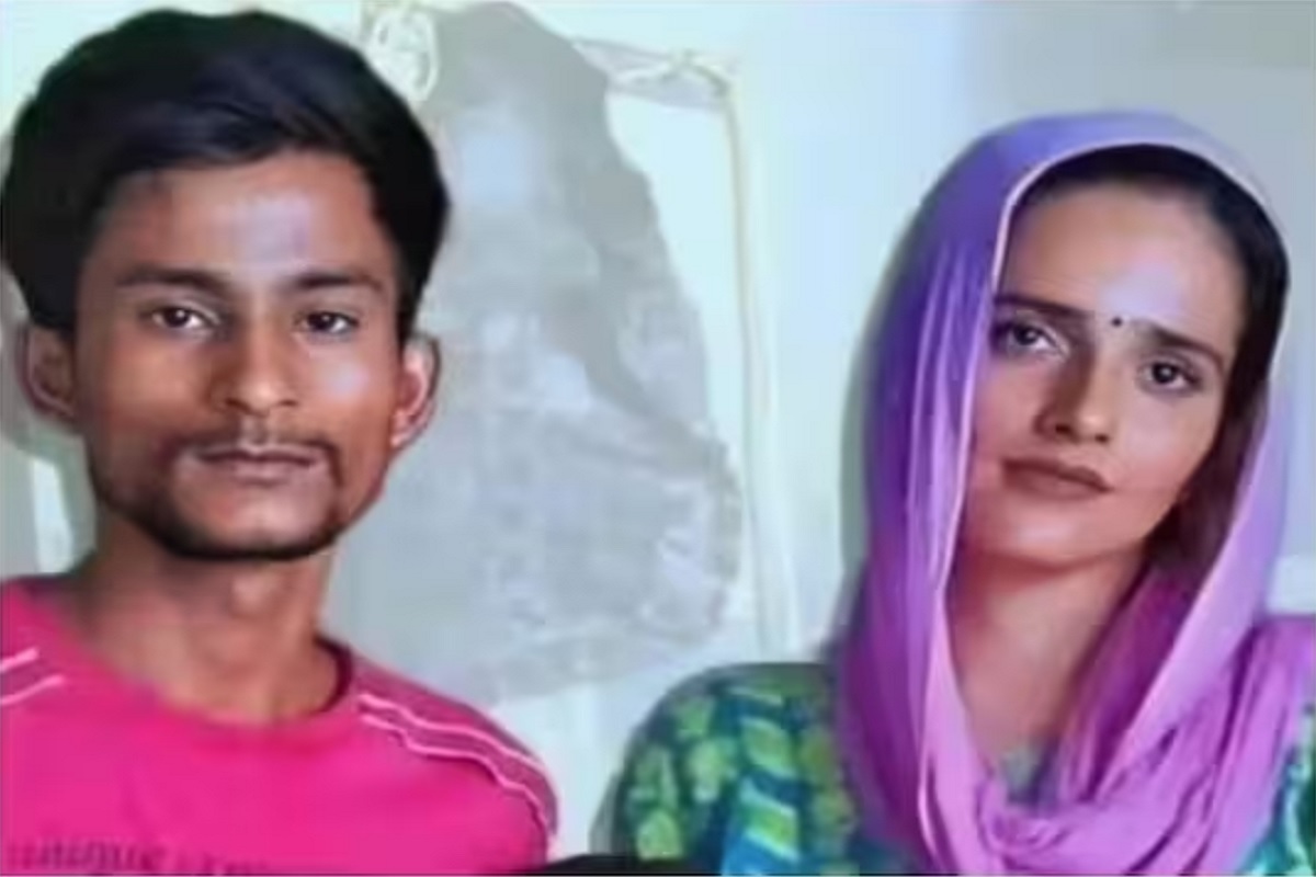 'मी मरियम खान या नावाने माझा आयडी बनवला होता. कारण इथे सोशल मीडियावर मुलींचं खरं नाव लिहिणं योग्य मानलं जात नाही.'