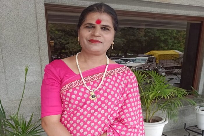 किन्नरांना त्यांचे न्यायहक्क मिळवून देण्यासाठी सामाजिक आणि प्रशासकीय स्तरावर पूर्ण ताकदीनिशी लढायचं त्यांनी ठरवलं आहे. पंजाब विद्यापीठात किन्नरांना वेगळं बाथरूम देण्यासाठी त्यांनी आवाज उठवला होता. त्यानंतर केवळ बाथरूमच नाही, तर आता या विद्यापीठातील किन्नर विद्यार्थ्यांना मोफत शिक्षण आणि वेगळ्या हॉस्टेलची सुविधाही मिळाली आहे.