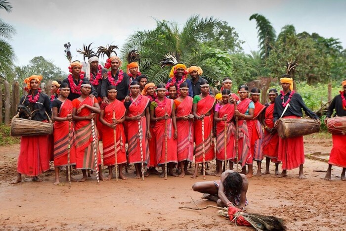 एकमेकांना समजून घेण्यासाठी मुलगा मुलगी लग्नापूर्वी एकत्र राहतात. चांगला वेळ सोबत घालवतात. 