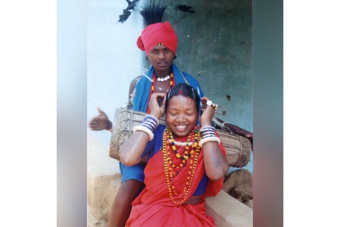 ही अनोखी परंपरा छत्तीसगडच्या बस्तर भागात मुरिया जमातीत आहे. येथील लोक या परंपरेचं वर्षानुवर्षे पालन करत आलेले आहेत. 