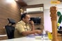 इंजिनियरची नोकरी सोडली अन् झाले अप्पर पोलीस अधीक्षक, दबंग अधिकाऱ्याची कहाणी