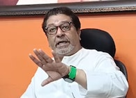 केंद्रात मंत्री पण महाराष्ट्रातच रस्ते खराब; राज ठाकरेंचा गडकरींना टोला