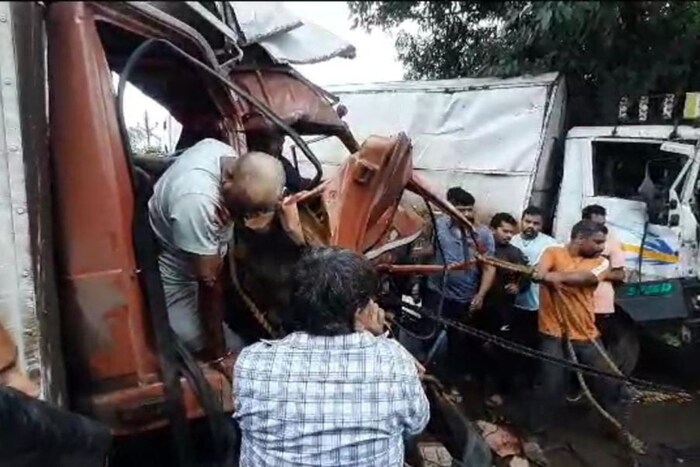 हा अपघात इतका भीषण होता की चालकाला खेचून बाहेर काढावं लागलं. 