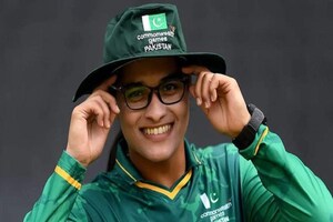 आंतरराष्ट्रीय क्रिकेटमधून वयाच्या 18व्या वर्षी निवृत्ती, कोण आहे आयशा?