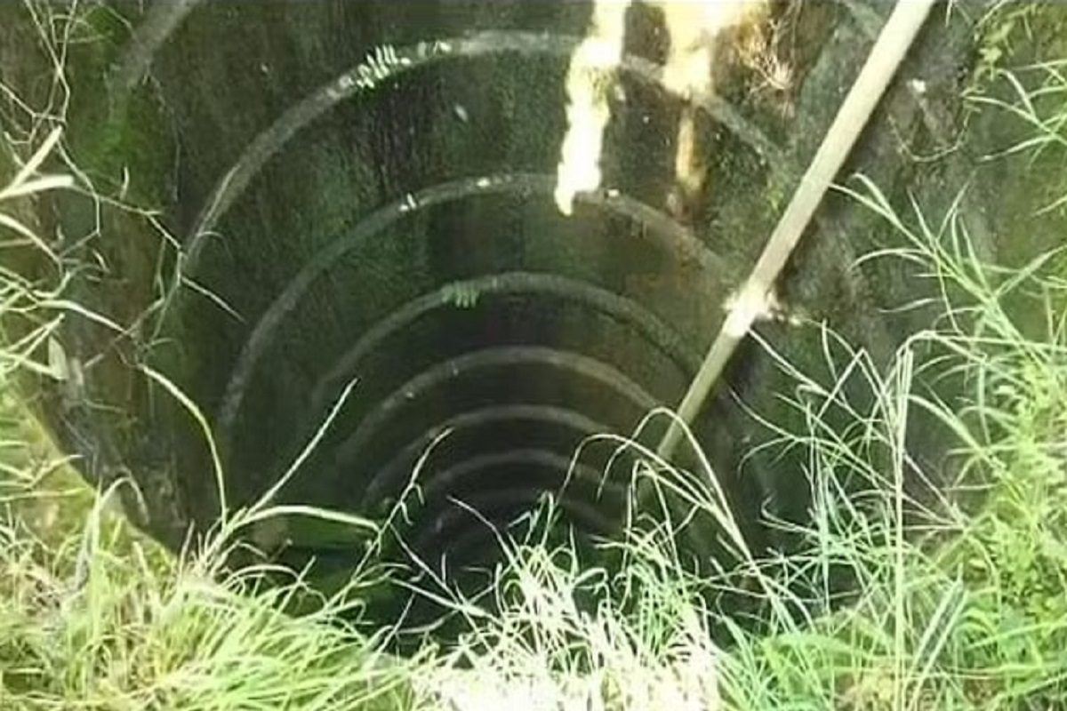 महिलेने अंगावरची साडी सोडून वाडवले तरुणाचे प्राण