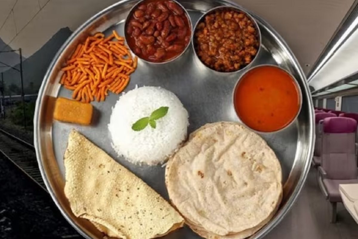 इंस्टाग्रामच्या माध्यमातून तुम्ही ट्रेनमध्ये प्रवासादरम्यान जेवणही ऑर्डर करु शकता.