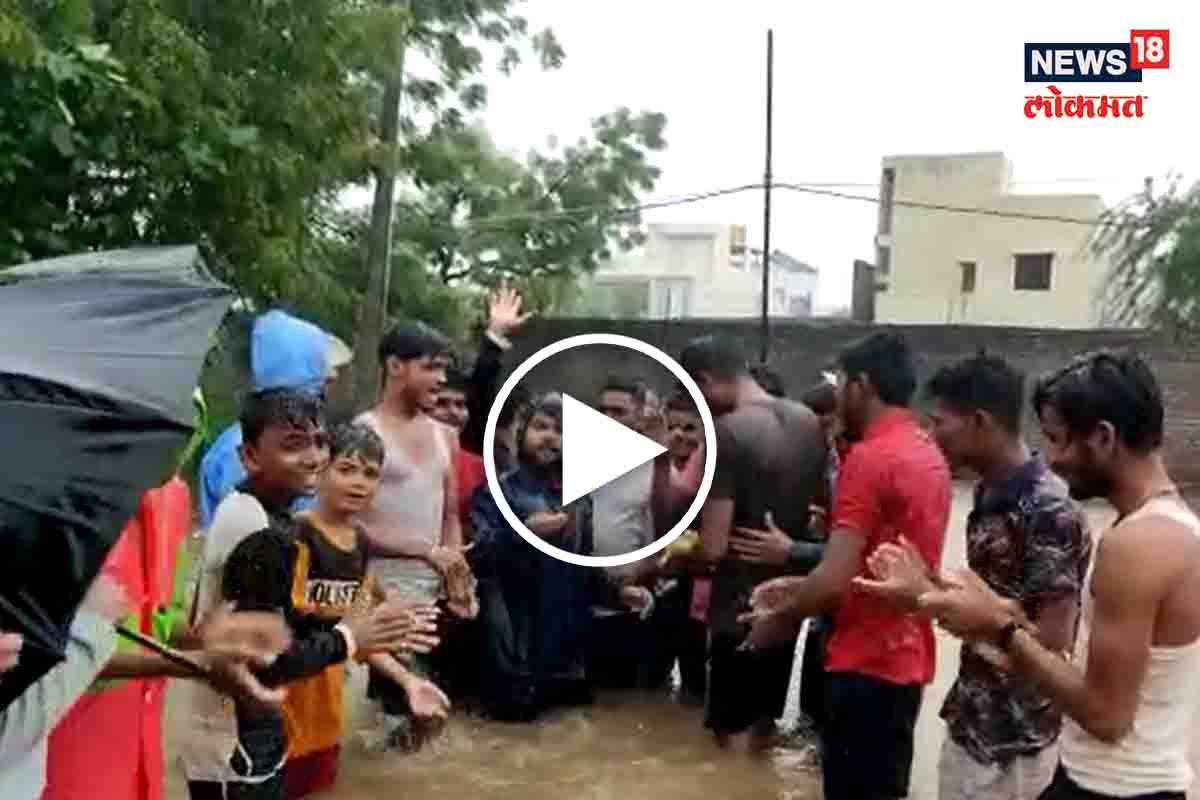 पाण्यात वाढदिवस