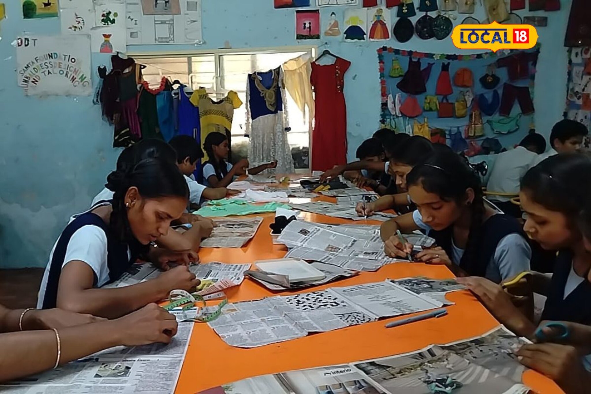 विद्यार्थी बनले टेलर, संभाजीनगरमधील या शाळामध्ये खास प्रशिक्षण Video