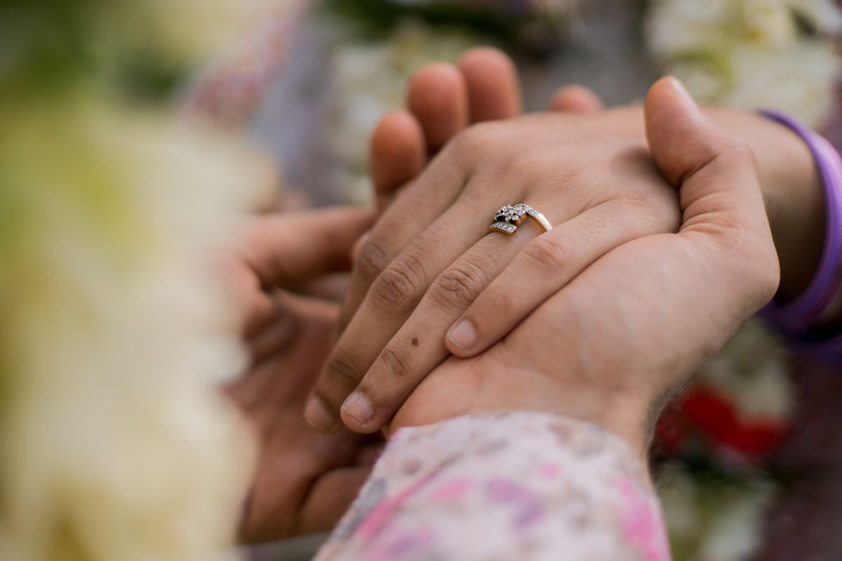 थिएटरमधूनच नवरी फरार (प्रतिकात्मक फोटो)