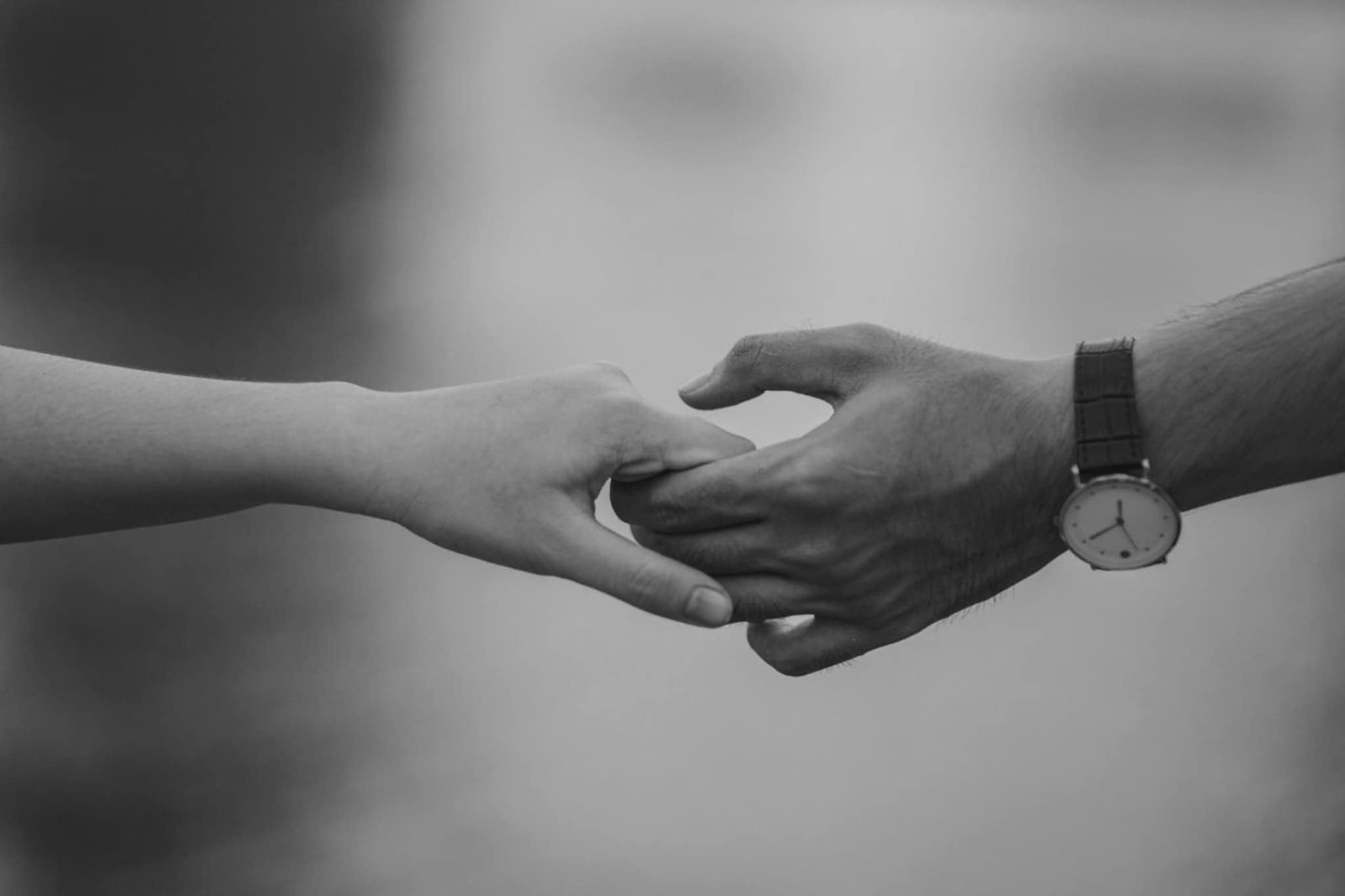 70 वर्षीय करोडपतीच्या प्रेमात पडली 23 वर्षीय तरुणी; लग्नाच्या दिवशी घडलं भलतंच