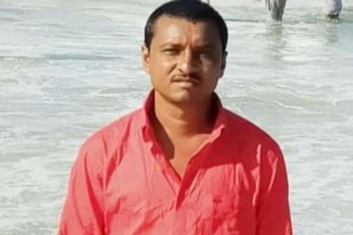 तरुण शेतकऱ्याने घेतला गळफास