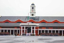 इंडियन मिलिटरी अकादमीमध्ये नोकरी, 10वी पास असाल तरी संधी, असं करा अप्लाय!