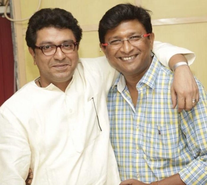  "मी राजकारणात जाईल ते उदरनिर्वाहासाठी नाही तरी सांस्कृतिकदृष्ट्या सकारात्मक काम करण्यासाठी जाईन. राज ठाकरे यांनी मला माझ्या पडत्या काळात साथ दिली. आज त्या माणसाबरोबर मला उभं राहायचं आहे", असं त्यांनी म्हटलं आहे.