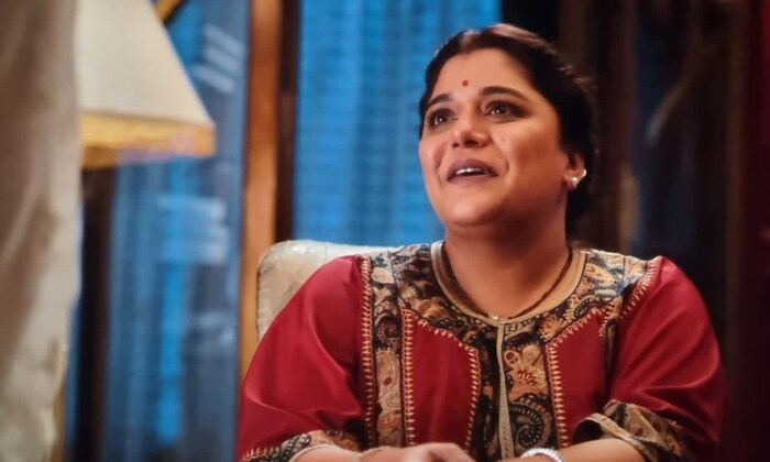  "माझ्या व्यक्तिरेखेची इतकी दखल घेतली जात आहे, हे माझ्यासाठी खूप सुखावणारे आहे. मला या चित्रपटात दोन वेगळ्या पिढीतील सुपरस्टार्ससोबत काम करण्याची संधी मिळाली".