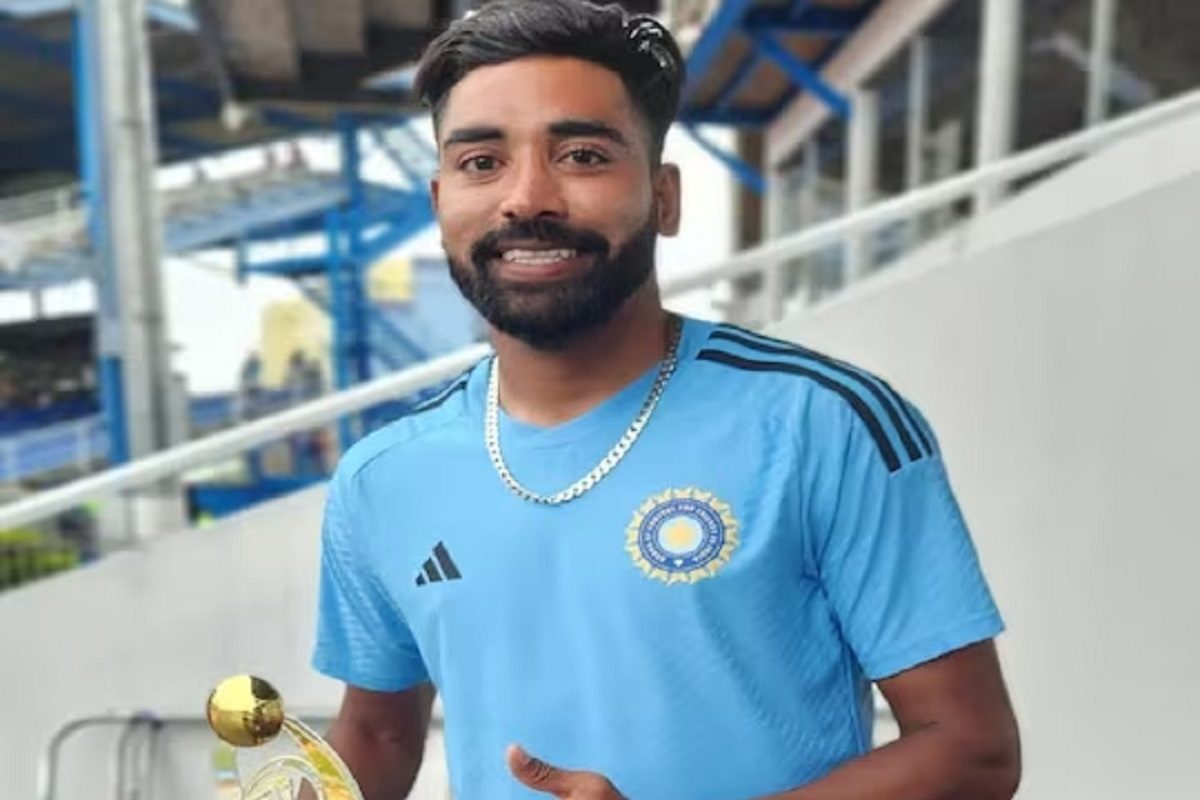 मोहम्मद सिराज वेस्ट इंडिजविरुद्ध वनडे मालिकेतून बाहेर, अचानक मायदेशी परतला