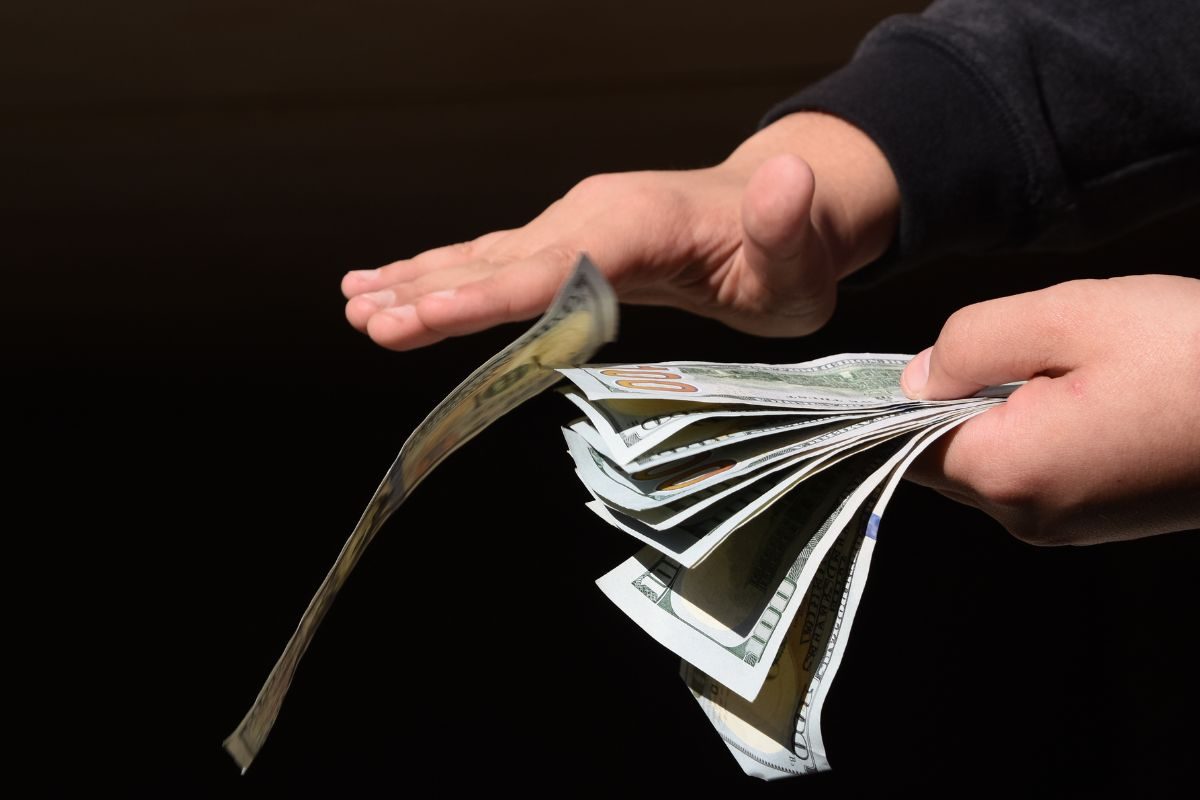 प्रतीकात्मक फोटो - Canva