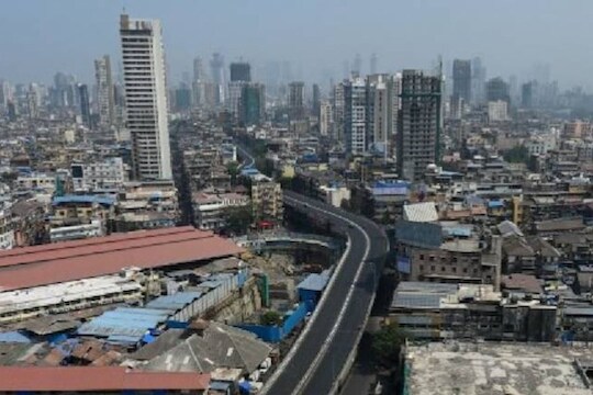 मुंबईमध्ये किती इमारती धोकादायक?