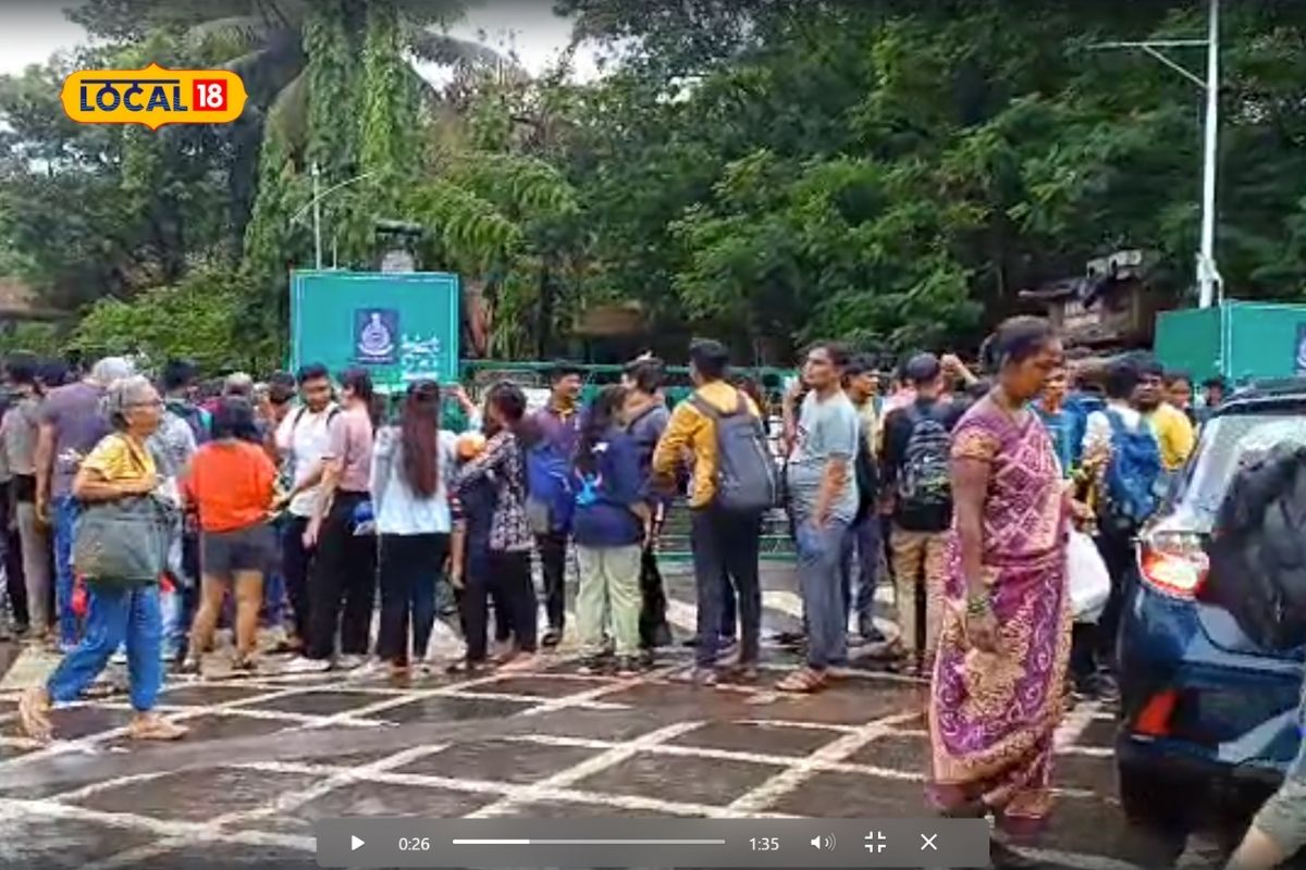 मुंबईत बिबट्याला पाहण्यासाठी तुफान गर्दी, तब्बल 2 किमी रांगा