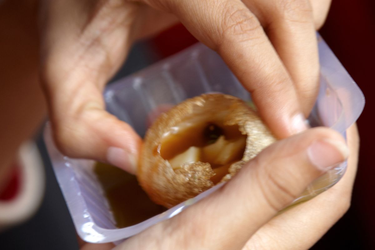 पाणीपुरीने घेतला नर्सिंगच्या विद्यार्थीनीचा जीव?