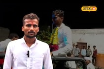 दहावीला 44 टक्के अन् योगेश PSI बनला; शेतकरी बापाने गावात जंगी मिरवणूक काढली