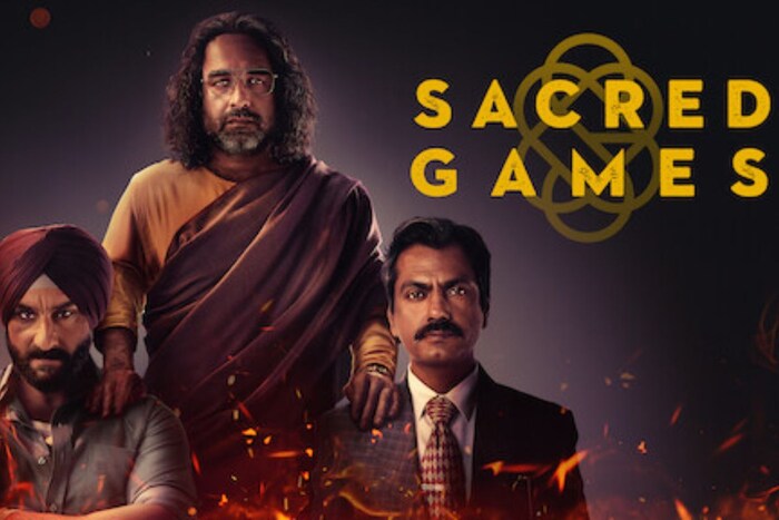 सेक्रेड गेम्स: सेक्रेड गेम्स ही ओटीटीची सर्वात लोकप्रिय वेब सीरिज आहे जी अनेक लोकांनी पाहिली आणि लोकांना खूप आवडली देखील होती. या सीरिजमधील नवाजुद्दीन सिद्दीकी आणि सैफ अली खान यांच्या अभिनयाचे आजही कौतुक होत आहे.