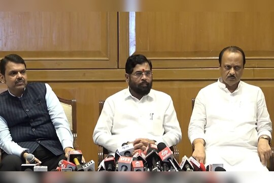 अधिवेशनाच्या पूर्वसंध्येला मुख्यमंत्र्यांची टोलेबाजी