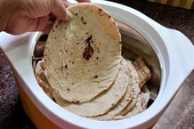 शिळ्या चपातीमुळे तुमच्यावर पडेल पैशांचा पाऊस, कसं ते जाणून घ्या