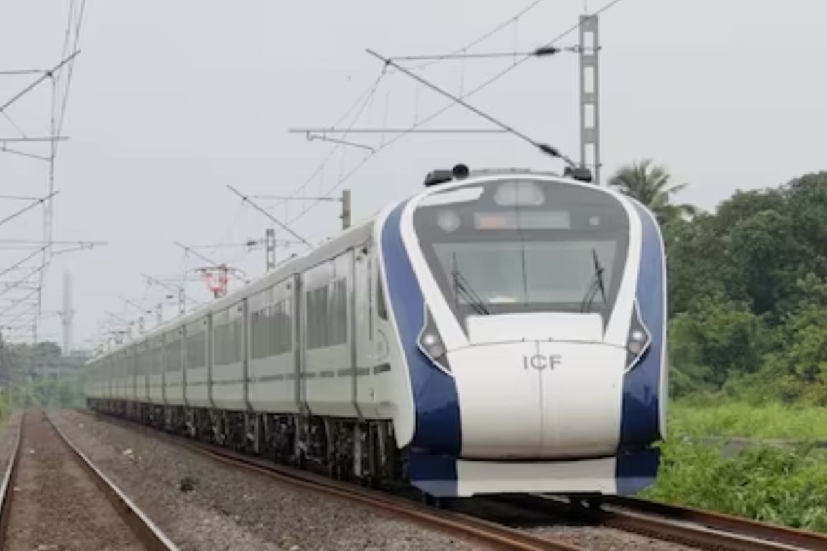 वंदे भारत स्लीपर ट्रेन (फाईल फोटो)