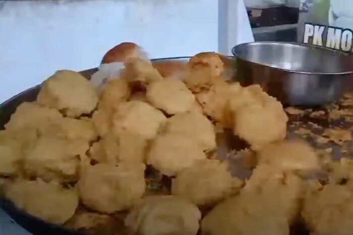 कोथरुड परिसरातील शिवतीर्थ नगर आणि गुजरात कॉलनी या परिसरात नामदेव कुंभार यांच्या वडिलांनी हा व्यवसाय सुरू केला. आता वडिलांच्या वयामुळे नामदेव आणि त्याचा भाऊ हा व्यवसाय सांभाळतात. 