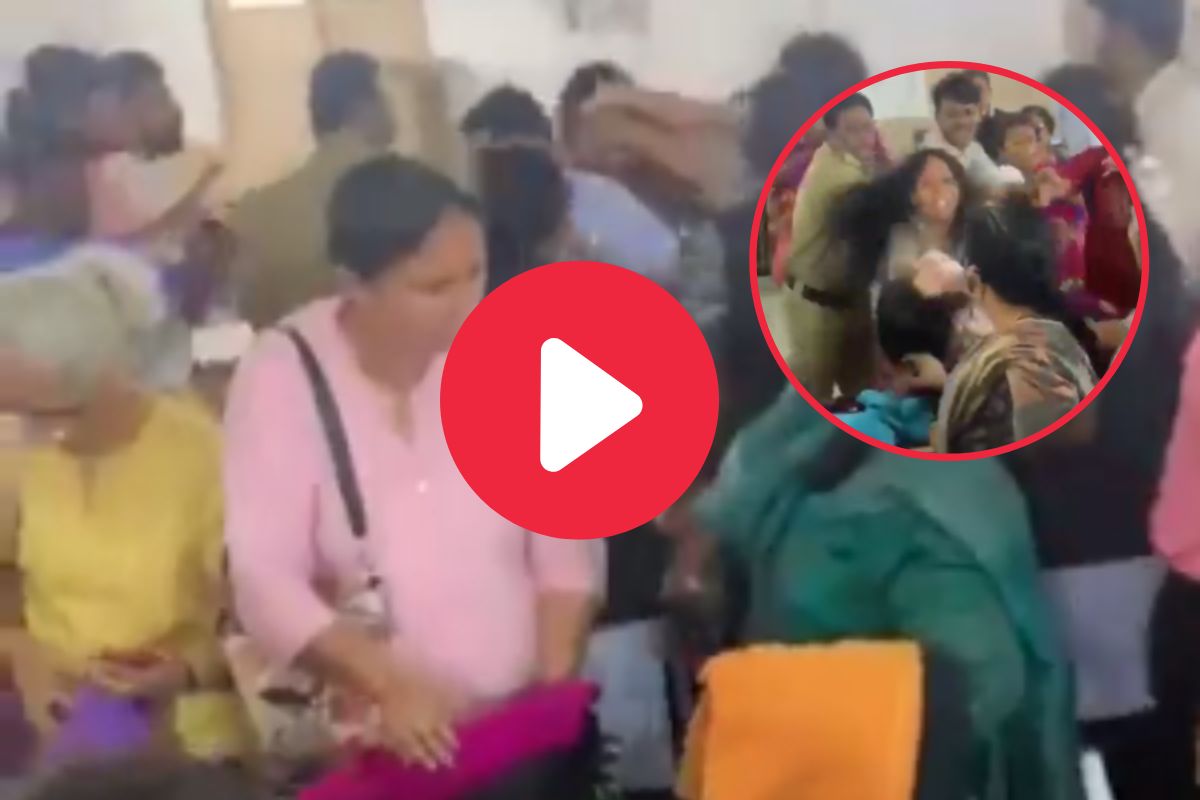 महिलांचा भांडणाचा व्हिडीओ