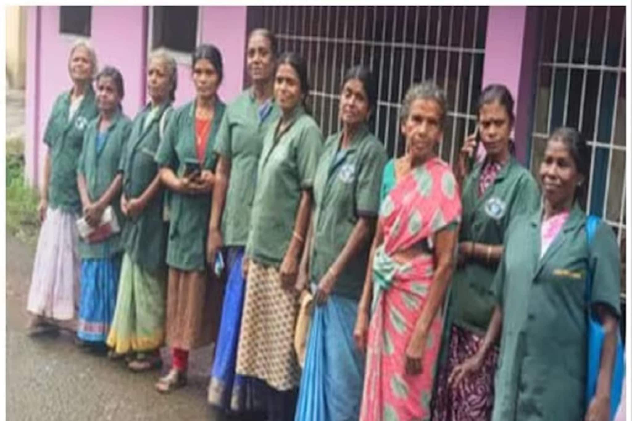 नशीब असावं तर असं! कचऱ्या वेचणाऱ्या 11 महिला झाल्या कोट्याधीश