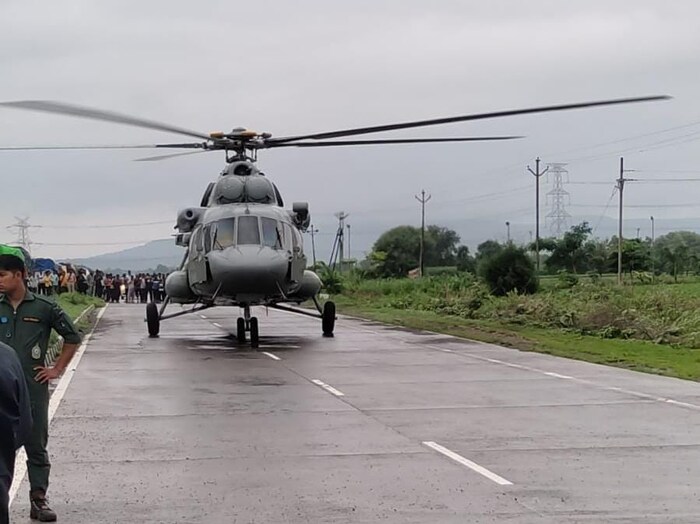 मुंबईसह कोकण आणि रायगडमध्ये पावसाने धुमशान घातले आहे. आज यवतमाळसह विदर्भात पावसामुळे हाहाकार माजला आहे. आज हेलिकॉप्टरच्या मदतीने बचावकार्य करण्यात आले. 