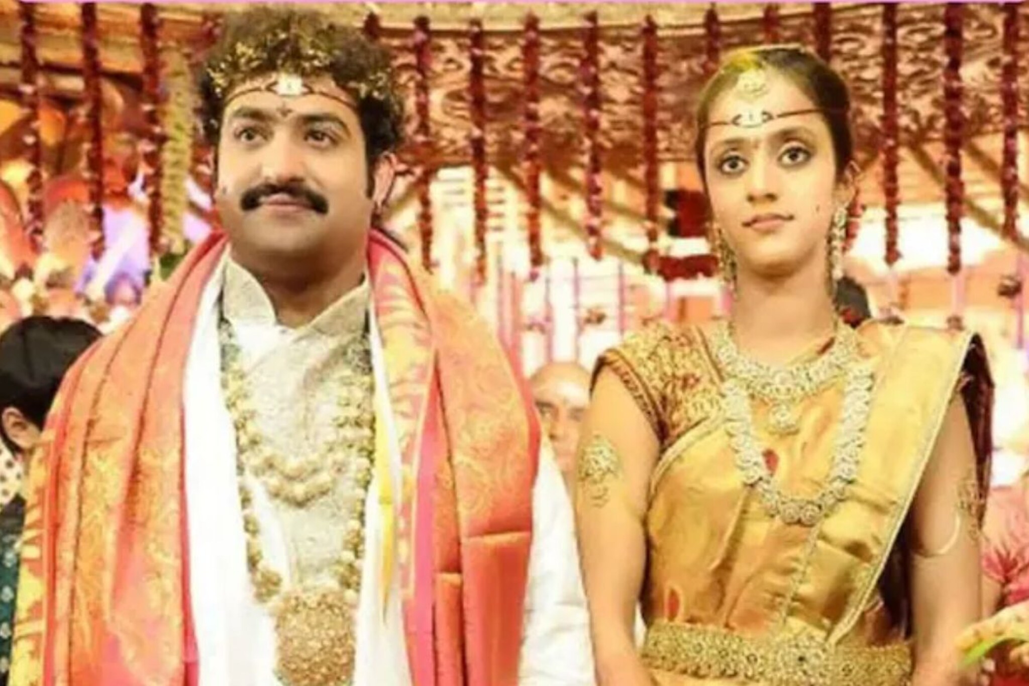 'Jr NTR' च्या लग्नाचे बजेट ऐकल्यावर येईल भोवळ, पत्नीने नेसली होती 1 कोटीची साडी