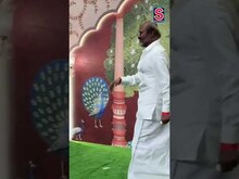 Rajinikanth At Anant Ambani Wedding : थलाईवा रजनीकांत पोहोचले अनंत राधिकाच्या लग्नसोहळ्यात