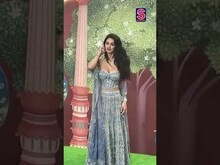 Rashmika Mandanna : Anant Radhika यांच्या लग्नात सहभागी होण्यासाठी पोहचले सेलिब्रिटी, रश्मिकाही दाखल
