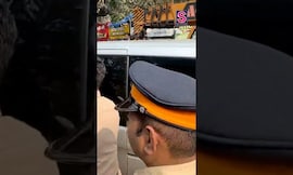 Bollywood Actor Akshay Kumar Dharmendra यांच्या अंत्यविधीला | Marathi News | N18S