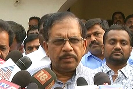 ಐಟಿ ದಾಳಿ ಪ್ರಕರಣ; ಮಾಜಿ ಡಿಸಿಎಂ ಪರಮೇಶ್ವರ್ ಖಜಾನೆಯಲ್ಲಿತ್ತು 100 ಕೋಟಿಗೂ ಅಧಿಕ ಅಕ್ರಮ ಹಣ! ಐಟಿ ದಾಳಿ ಪ್ರಕರಣ; ಮಾಜಿ ಡಿಸಿಎಂ ಪರಮೇಶ್ವರ್ ಖಜಾನೆಯಲ್ಲಿತ್ತು 100 ಕೋಟಿಗೂ ಅಧಿಕ ಅಕ್ರಮ ಹಣ!