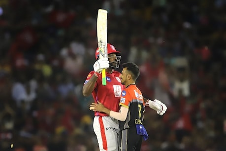RCB vs KXIP: ಗೇಲ್ ಗುಡುಗು: ರಾಯಲ್ ಚಾಲೆಂಜರ್ಸ್ ಬೆಂಗಳೂರಿಗೆ ಕಠಿಣ ಸವಾಲು RCB vs KXIP: ಗೇಲ್ ಗುಡುಗು: ರಾಯಲ್ ಚಾಲೆಂಜರ್ಸ್ ಬೆಂಗಳೂರಿಗೆ ಕಠಿಣ ಸವಾಲು