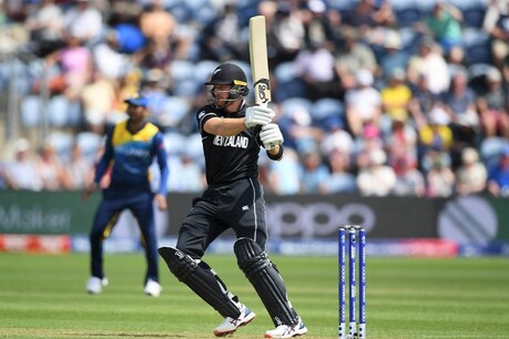 Cricket World Cup 2019, NZ vs SL: ನ್ಯೂಜಿಲೆಂಡ್ಗೆ 10 ವಿಕೆಟ್ಗಳ ಅಮೋಘ ಜಯ Cricket World Cup 2019, NZ vs SL: ನ್ಯೂಜಿಲೆಂಡ್ಗೆ 10 ವಿಕೆಟ್ಗಳ ಅಮೋಘ ಜಯ