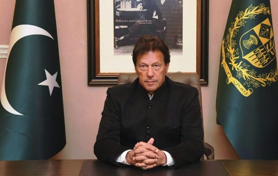 Imran khan selecting new Pakistan cricket team after defeat to India in cricket world Cup 2019?