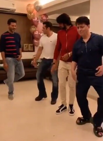 Prabhudeva teaching dance to Salman, Sudeep and Sajid Nadiadwala