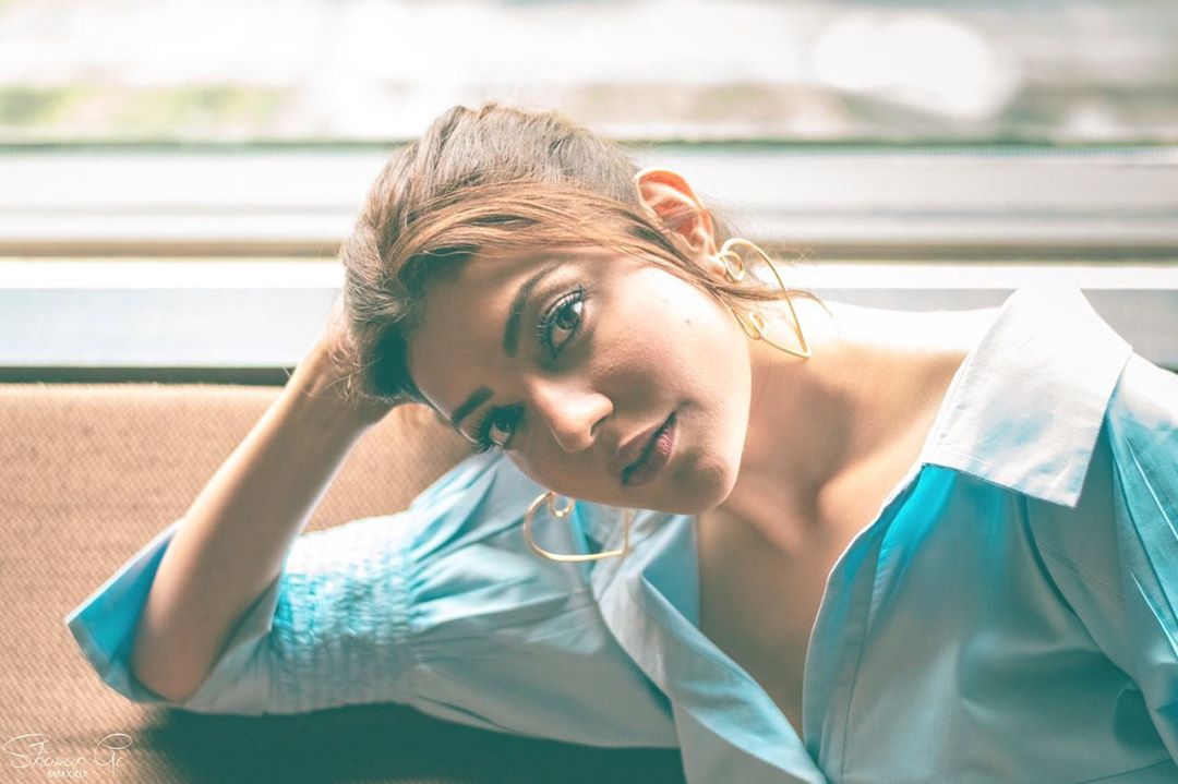 ಹೊಸ ಫೋಟೋಶೂಟ್ನಲ್ಲಿ ಕಾಜಲ್ ಮೋಡಿ