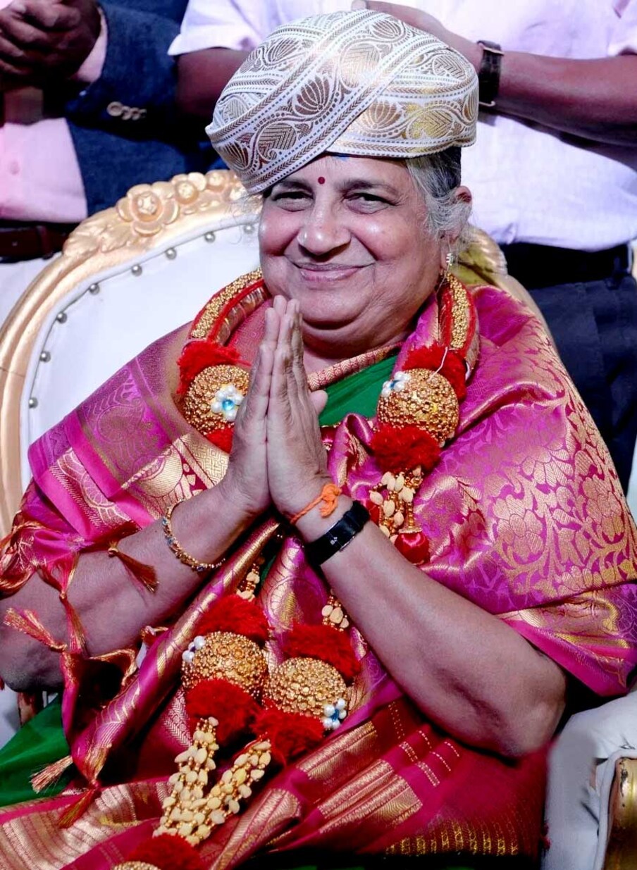  ಸರಳತೆಗೆ ಮತ್ತೊಂದು ಹೆಸರು ಸಾವಿರಾರು ಕೋಟಿ ಒಡತಿಯ ಇನ್ಫೋಸಿಸ್ ಸುಧಾ ಮೂರ್ತಿಯವರು.
