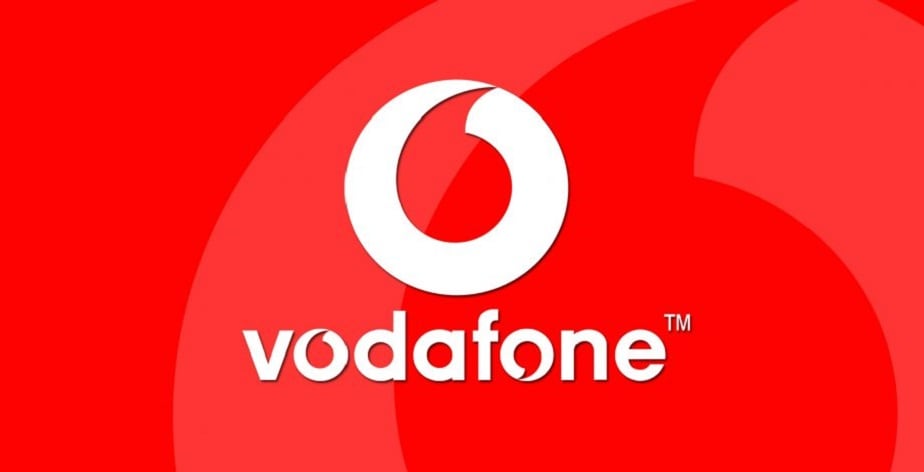 Vodafone: ವೊಡಾಪೋನ್ ಕಂಪನಿಯು ಗ್ರಾಹಕರಿಗೆ 569 ರೂ.ಗಳ ರೀಚಾರ್ಜ್ ಯೋಜನೆಯನ್ನು ಪರಿಚಯಿಸಿದ್ದು, ಈ ಪ್ಲ್ಯಾನ್ನಲ್ಲಿ ಬಳಕೆದಾರರು ಪ್ರತಿದಿನ 3 ಜಿಬಿ ಡೇಟಾ ಪಡೆಯಬಹುದು. ಇದಲ್ಲದೆ ಅನಿಯಮಿತ ಕರೆ ಮತ್ತು 100 ಎಸ್ಎಂಎಸ್ ಸೌಲಭ್ಯ ಸಿಗಲಿದೆ. ಇದರೊಂದಿಗೆ ಗ್ರಾಹಕರು ಉಚಿತವಾಗಿ ವೊಡಾಫೋನ್ ಪ್ಲೇ ಅಪ್ಲಿಕೇಶನ್ ಬಳಸಬಹುದಾಗಿದೆ. ಇದರ ವಾಲಿಡಿಟಿ 84 ದಿನಗಳು ಎಂಬುದು ವಿಶೇಷ. Vodafone: ವೊಡಾಪೋನ್ ಕಂಪನಿಯು ಗ್ರಾಹಕರಿಗೆ 569 ರೂ.ಗಳ ರೀಚಾರ್ಜ್ ಯೋಜನೆಯನ್ನು ಪರಿಚಯಿಸಿದ್ದು, ಈ ಪ್ಲ್ಯಾನ್ನಲ್ಲಿ ಬಳಕೆದಾರರು ಪ್ರತಿದಿನ 3 ಜಿಬಿ ಡೇಟಾ ಪಡೆಯಬಹುದು. ಇದಲ್ಲದೆ ಅನಿಯಮಿತ ಕರೆ ಮತ್ತು 100 ಎಸ್ಎಂಎಸ್ ಸೌಲಭ್ಯ ಸಿಗಲಿದೆ. ಇದರೊಂದಿಗೆ ಗ್ರಾಹಕರು ಉಚಿತವಾಗಿ ವೊಡಾಫೋನ್ ಪ್ಲೇ ಅಪ್ಲಿಕೇಶನ್ ಬಳಸಬಹುದಾಗಿದೆ. ಇದರ ವಾಲಿಡಿಟಿ 84 ದಿನಗಳು ಎಂಬುದು ವಿಶೇಷ.