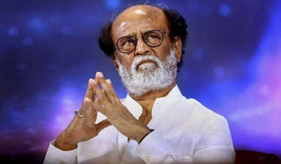 ಕೆಲ ದಿನಗಳ ಹಿಂದೆಯಷ್ಟೇ ತಮ್ಮನ್ನು ಚಿತ್ರರಂಗದಲ್ಲಿ ಹೀರೋವನ್ನಾಗಿಸಿದ ನಿರ್ಮಾಪಕರಿಗೆ 1 ಕೋಟಿ ಮೌಲ್ಯದ ಐಷರಾಮಿ ಮನೆಯೊಂದನ್ನು ಗಿಫ್ಟ್ ಮಾಡಿ ಗಮನ ಸೆಳೆದಿದ್ದರು. ಕೆಲ ದಿನಗಳ ಹಿಂದೆಯಷ್ಟೇ ತಮ್ಮನ್ನು ಚಿತ್ರರಂಗದಲ್ಲಿ ಹೀರೋವನ್ನಾಗಿಸಿದ ನಿರ್ಮಾಪಕರಿಗೆ 1 ಕೋಟಿ ಮೌಲ್ಯದ ಐಷರಾಮಿ ಮನೆಯೊಂದನ್ನು ಗಿಫ್ಟ್ ಮಾಡಿ ಗಮನ ಸೆಳೆದಿದ್ದರು.