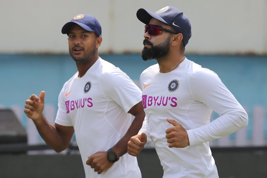 ಪ್ರವಾಸಿ ದಕ್ಷಿಣ ಆಫ್ರಿಕಾ ವಿರುದ್ಧದ ಅಂತಿಮ ಪಂದ್ಯಕ್ಕೆ ಆಭರತ ಸಜ್ಜಾಗಿದೆ. ನಾಳೆ (ಅ. 19) ರಾಂಚಿಯ ಜೆಎಸ್ಸಿಎ ಕ್ರೀಡಾಂಗಣದಲ್ಲಿ ಮೂರನೇ ಟೆಸ್ಟ್ ಪಂದ್ಯ ಆರಂಭವಾಗಲಿದ್ದು, ಟೀಂ ಇಂಡಿಯಾ ಆಟಗಾರರು ಭರ್ಜರಿ ಅಭ್ಯಾಸದಲ್ಲಿ ತೊಡಗಿಕೊಂಡಿದ್ದಾರೆ. ಪ್ರವಾಸಿ ದಕ್ಷಿಣ ಆಫ್ರಿಕಾ ವಿರುದ್ಧದ ಅಂತಿಮ ಪಂದ್ಯಕ್ಕೆ ಆಭರತ ಸಜ್ಜಾಗಿದೆ. ನಾಳೆ (ಅ. 19) ರಾಂಚಿಯ ಜೆಎಸ್ಸಿಎ ಕ್ರೀಡಾಂಗಣದಲ್ಲಿ ಮೂರನೇ ಟೆಸ್ಟ್ ಪಂದ್ಯ ಆರಂಭವಾಗಲಿದ್ದು, ಟೀಂ ಇಂಡಿಯಾ ಆಟಗಾರರು ಭರ್ಜರಿ ಅಭ್ಯಾಸದಲ್ಲಿ ತೊಡಗಿಕೊಂಡಿದ್ದಾರೆ.