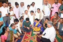 ದಸರಾ ಸಂಭ್ರಮ 2019: ಪಗಡೆ ಆಡುವ ಮೂಲಕ ಮಹಾಭಾರತದ ಸನ್ನಿವೇಶ ನೆನಪಿಸಿದ ವಿ ಸೋಮಣ್ಣ-ಪ್ರತಾಪ್ ಸಿಂಹ ದಸರಾ ಸಂಭ್ರಮ 2019: ಪಗಡೆ ಆಡುವ ಮೂಲಕ ಮಹಾಭಾರತದ ಸನ್ನಿವೇಶ ನೆನಪಿಸಿದ ವಿ ಸೋಮಣ್ಣ-ಪ್ರತಾಪ್ ಸಿಂಹ