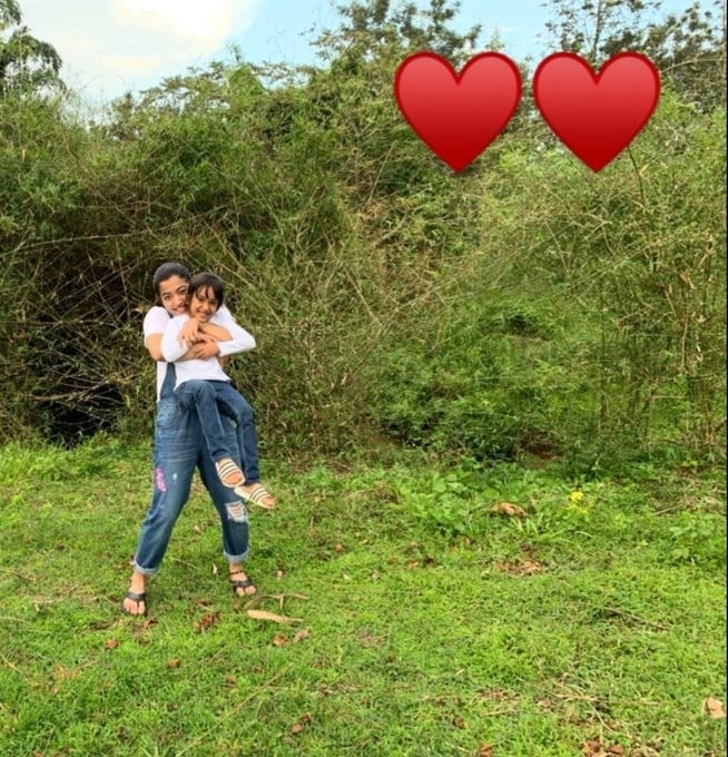 Rashmika spending time with her sister