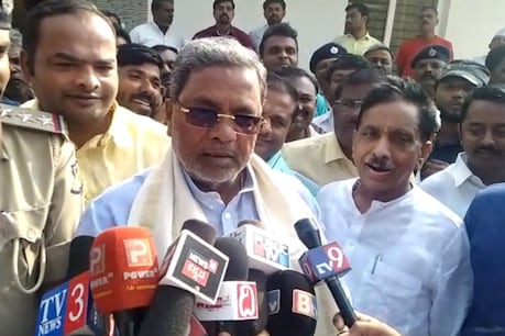 ಸಿಎಎಗೆ ವಿರಾಮ ನೀಡಿ, ಬದುಕು ಕಳೆದುಕೊಂಡಿರುವ ಸಂತ್ರಸ್ತರ ಕಡೆ ಗಮನಕೊಡಿ; ಸಿದ್ದರಾಮಯ್ಯ ಸಿಎಎಗೆ ವಿರಾಮ ನೀಡಿ, ಬದುಕು ಕಳೆದುಕೊಂಡಿರುವ ಸಂತ್ರಸ್ತರ ಕಡೆ ಗಮನಕೊಡಿ; ಸಿದ್ದರಾಮಯ್ಯ